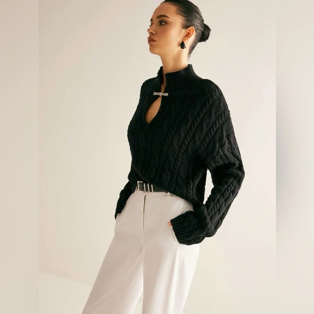 Commense Black Cable Knit Turtleneck Sweater - Picture 6 of 9